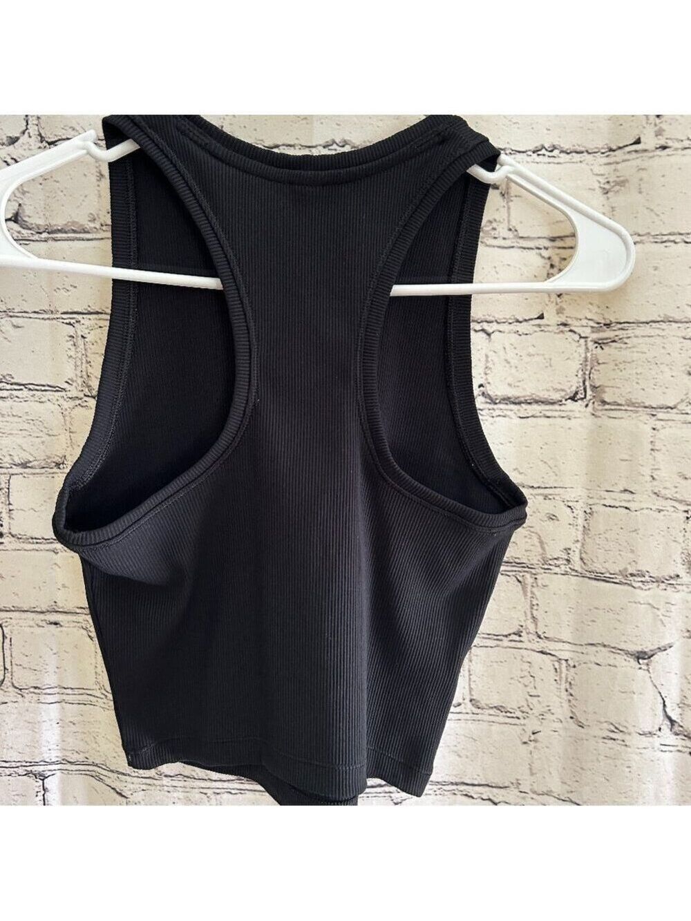 Ladies 90 Degree crop tank top Size XS - Picture 2 of 3